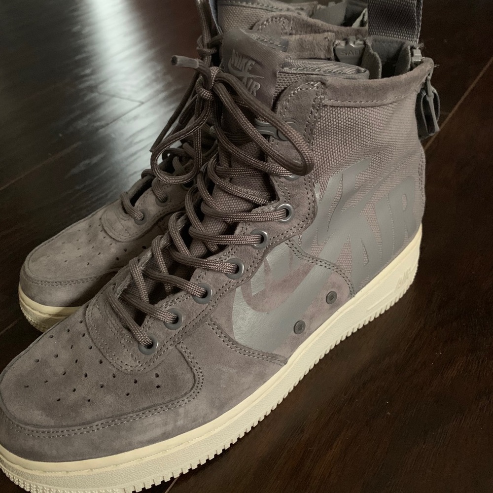 Nike Grey SF Air Force 1